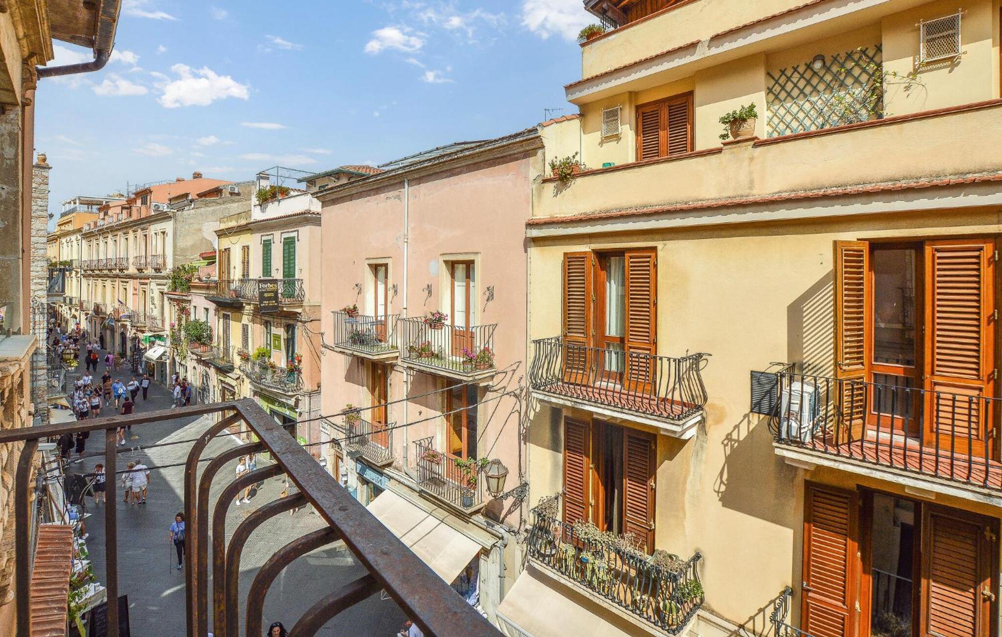 Appartamento Amazing In With Kitchen Taormina